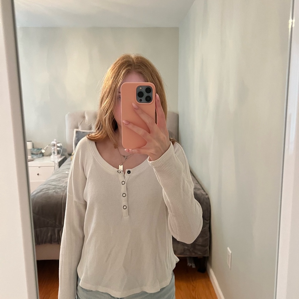 Hollister White Buttoned Relaxed Top